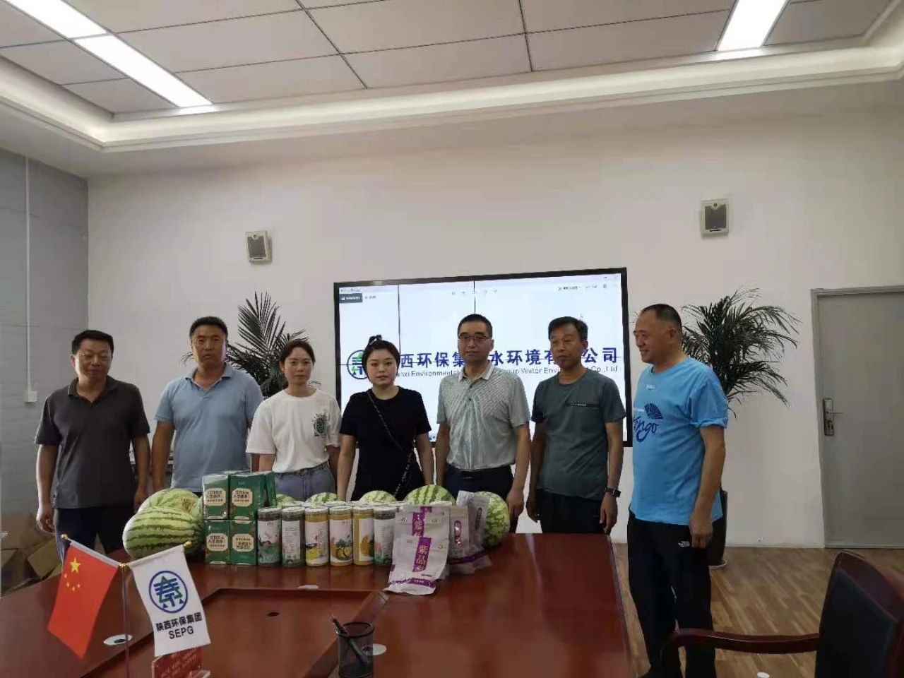 水情形公司开展“情系职工 夏送清凉”慰问活动 水情形公司开展“情系职工 夏送清凉”慰问活动